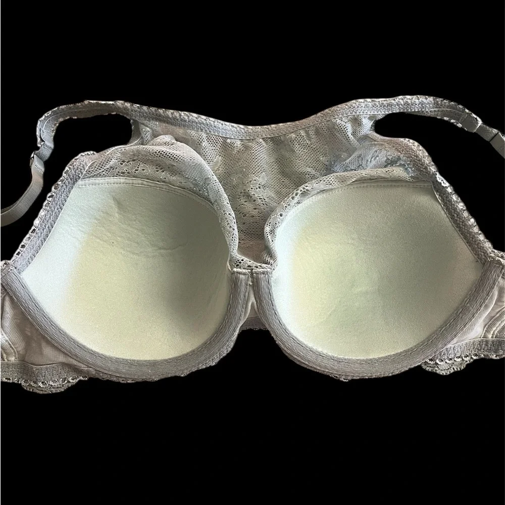 Lot Set 2 Victoria’s Secret‎ Dream Angels High Neck Lace Bra 32C Sage Green Nude
